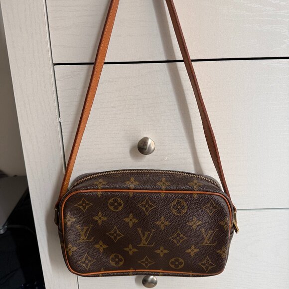 LV Monogram Pochette Cité Vintage - Picture 2 of 3